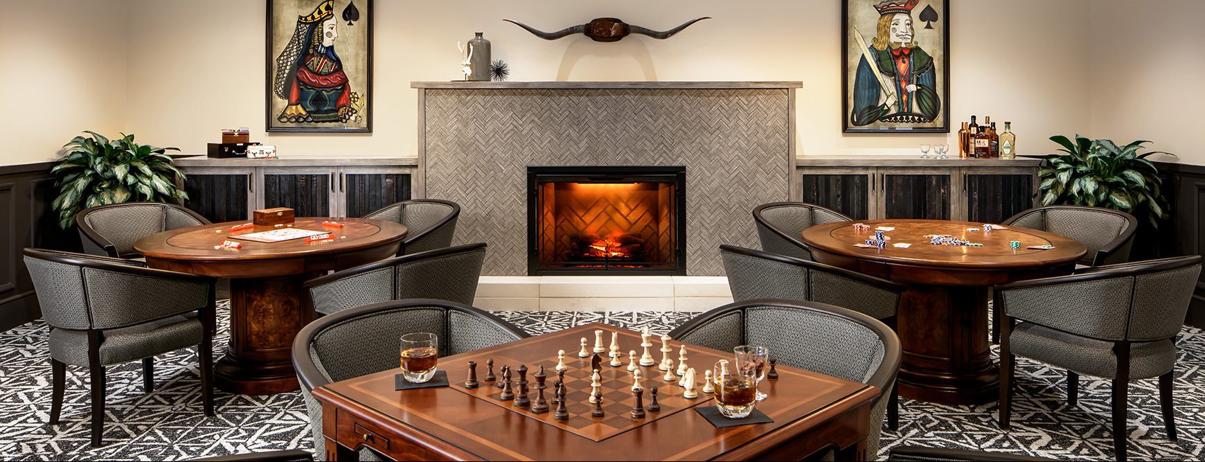 cozy and relaxing board game room at maravilla