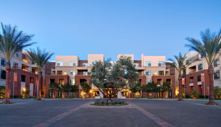 The Village at Northridge retirement community outdoor pool