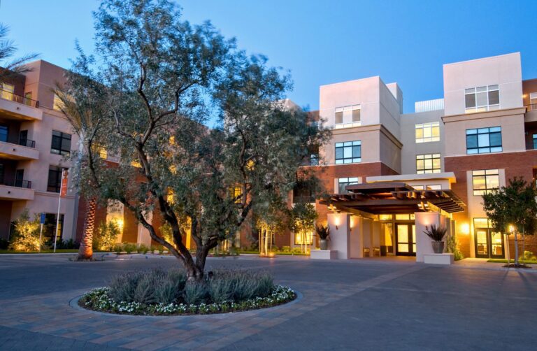 The Village at Northridge retirement community outdoor pool