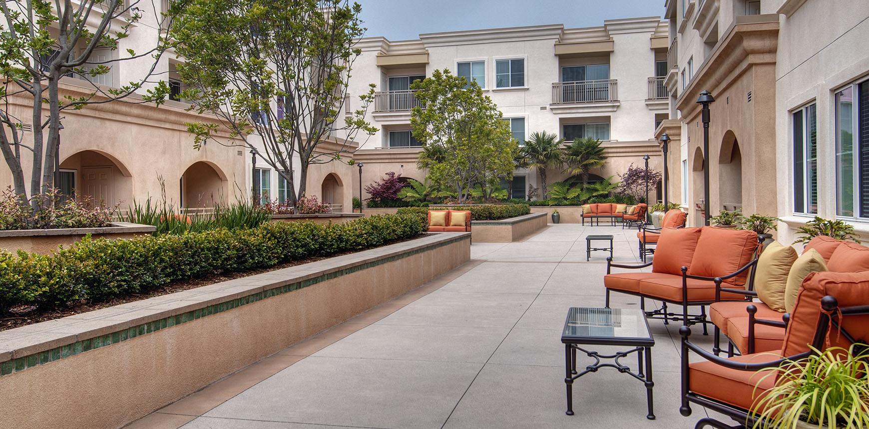 Peninsula Del Rey Senior Living