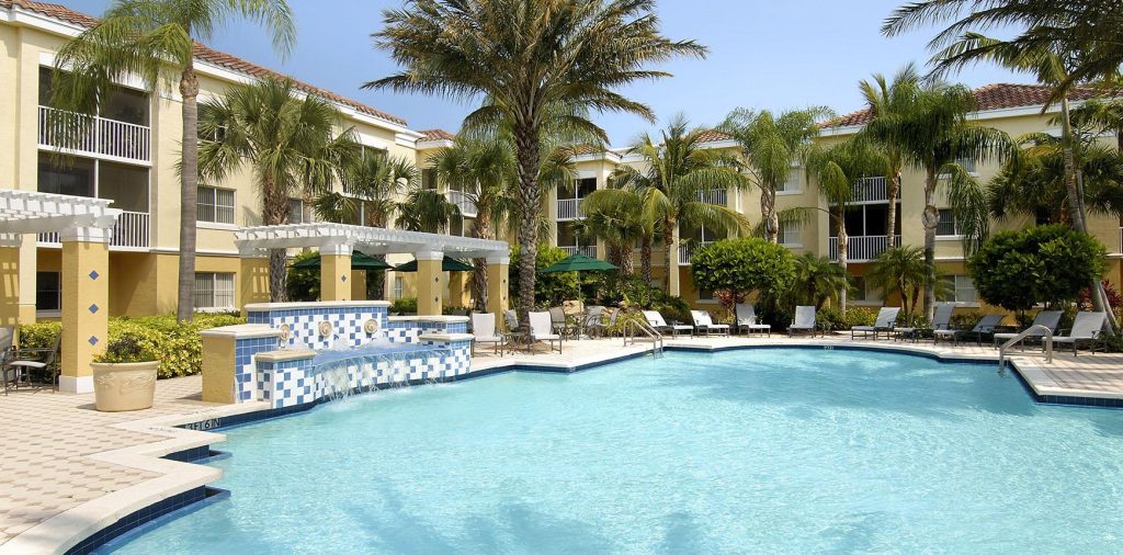 The Carlisle Naples