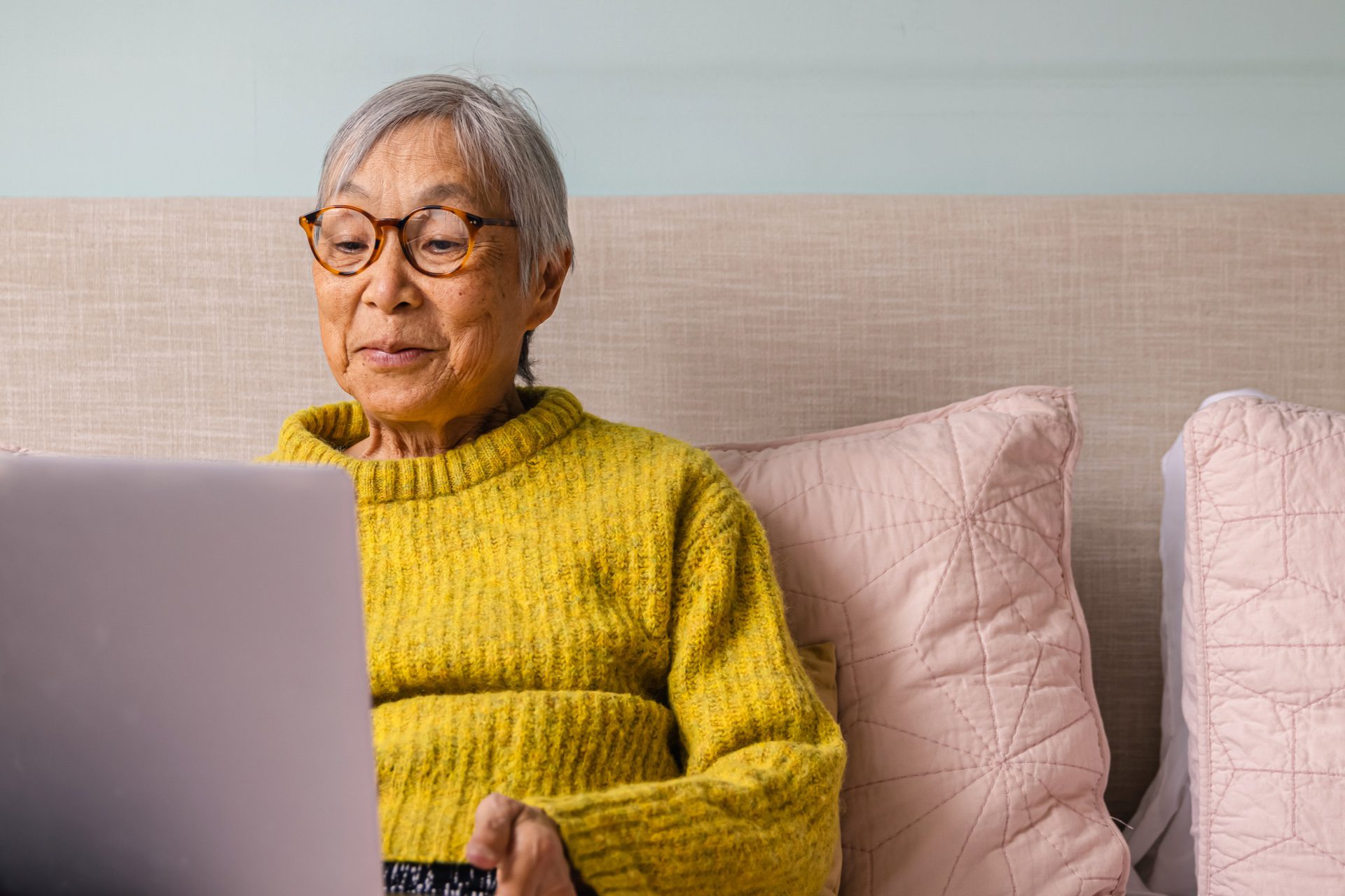 woman working on computer