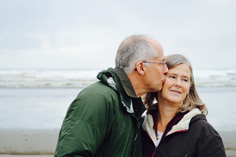 Dating After 60: Finding Romantic Connections Later in Life