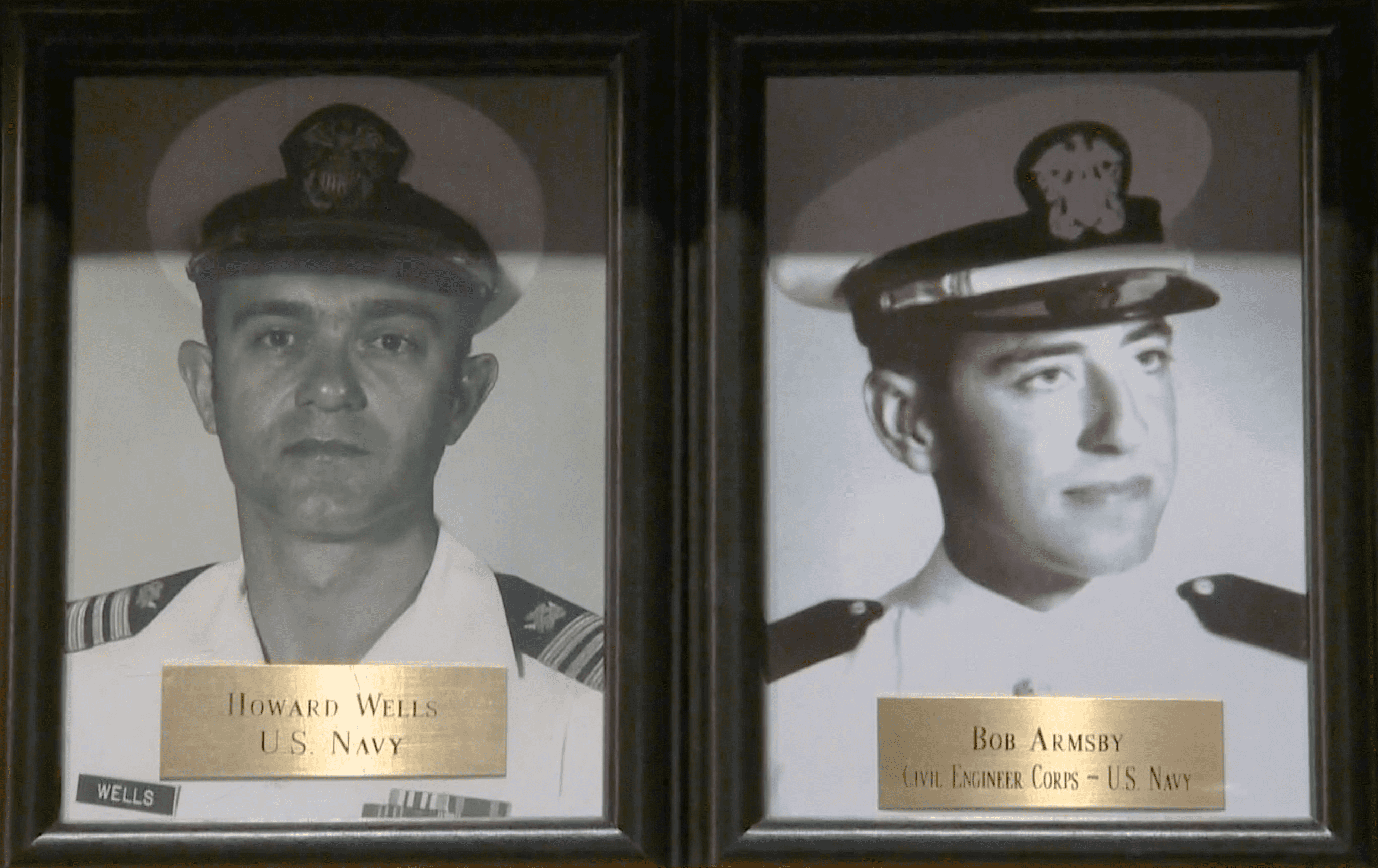 pictures of two old navy friends that later reconnected pictures of two old navy friends that later reconnected